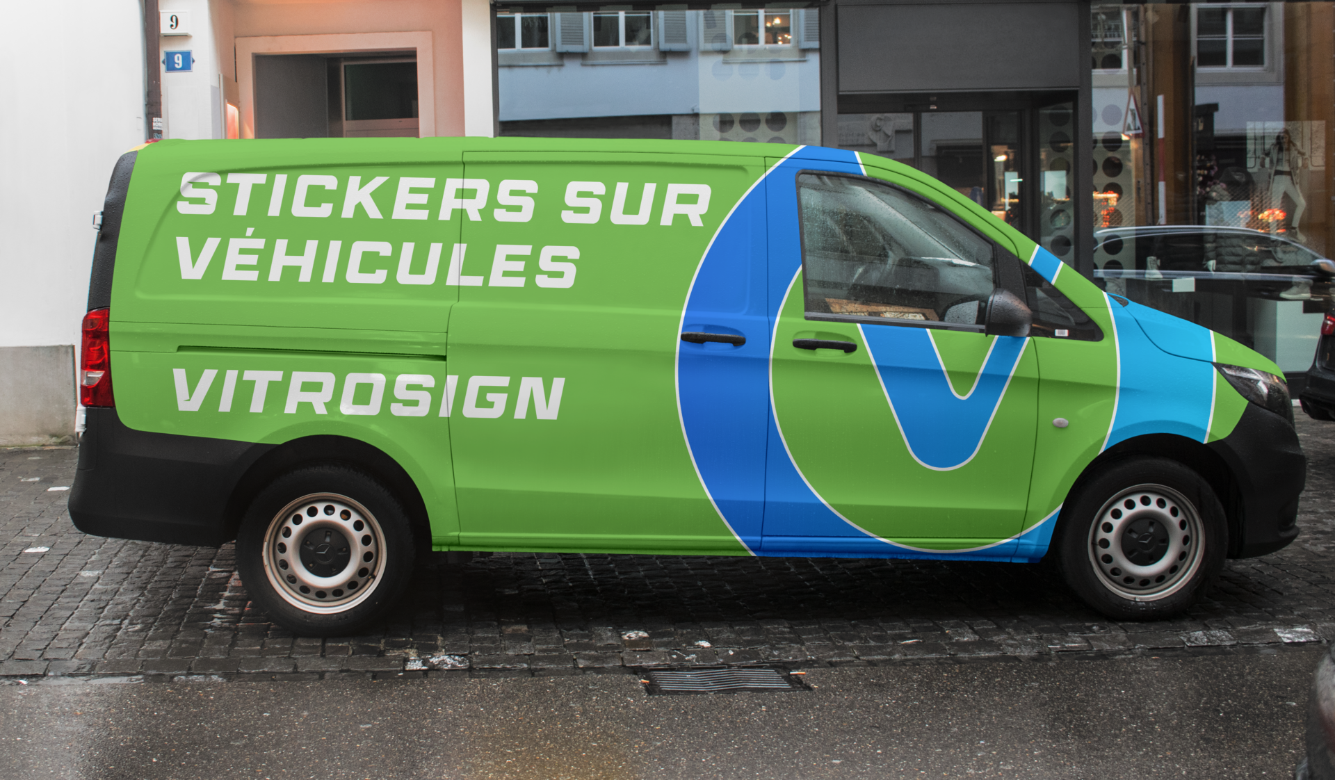 Covering publicitaire communication publicité sur voiture Paris